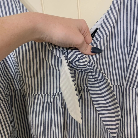 NWT a.n.a Striped Blouse - Picture 3 of 6